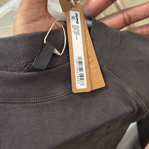 Skims New Vintage Ash RAGLAN HIGH NECK LONG SLEEVE T-SHIRT Size Medium - Picture 4 of 5